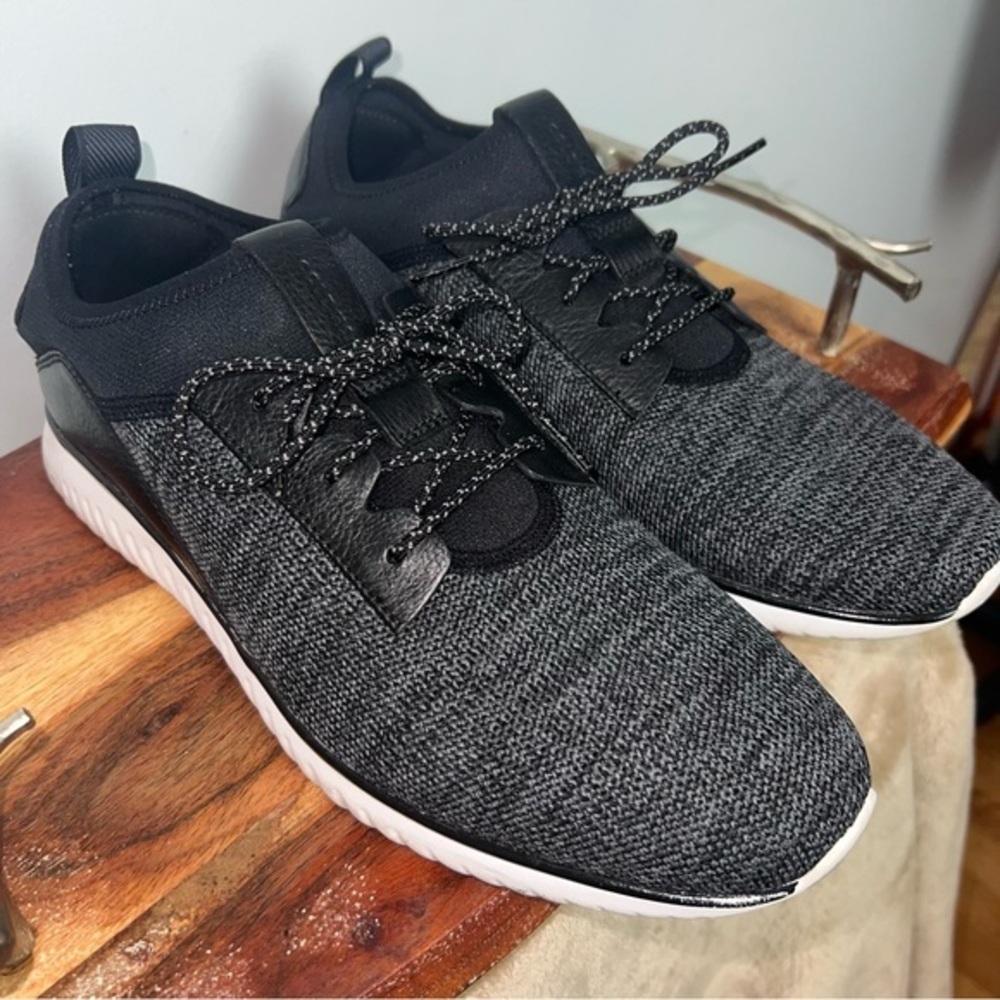 Cole Haan OriginalGrand Stitchlite Knit Sneakers Black White Men’s Size 11